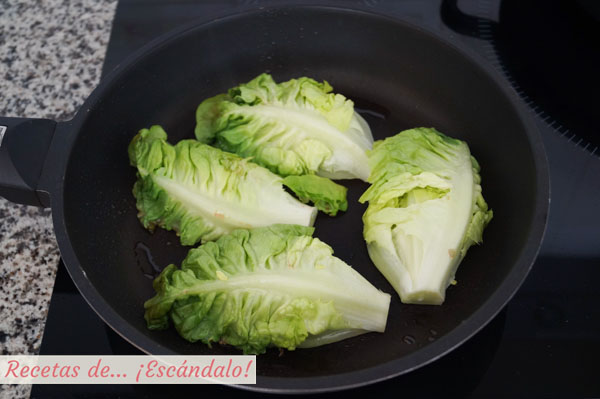 Cogollos de lechuga a la plancha