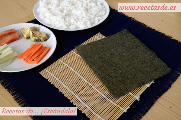 Esterilla de bambú para elaborar el maki sushi
