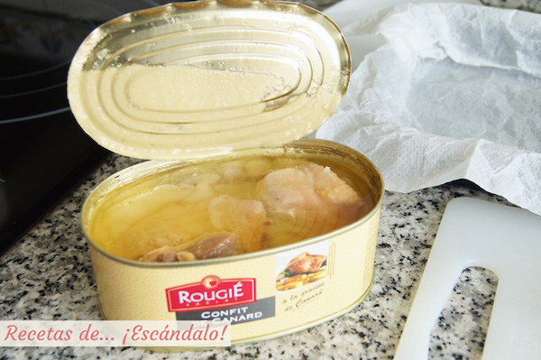 Confit de pato recien abierto