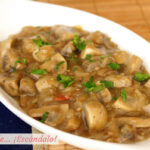 Champiñones en salsa