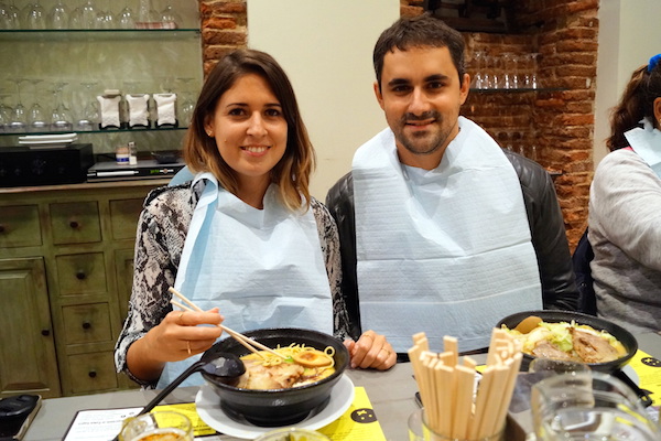 Disfrutando del ramen