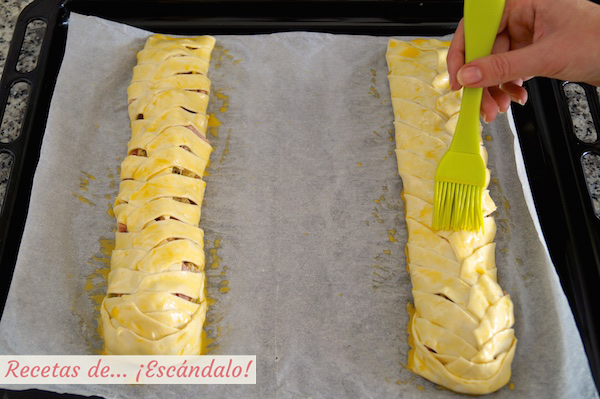 Trenzas de hojaldre con huevo
