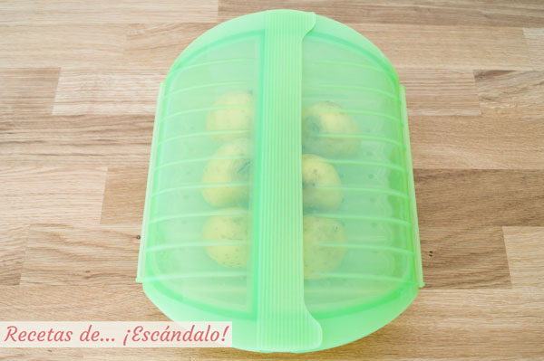 Patatas cocidas al microondas