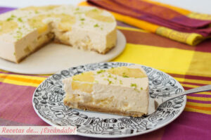 Tarta de piña y yogur fría sin horno. Receta fácil