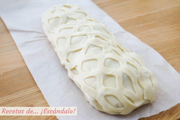 Hojaldre relleno de salmón