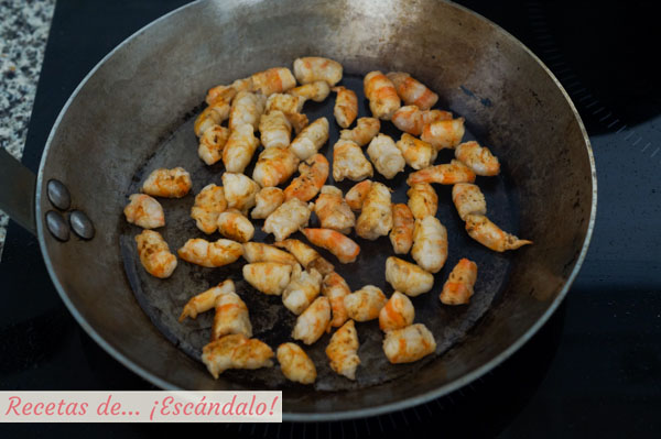 Langostinos salteados