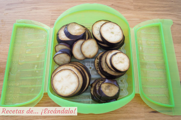 Berenjenas cocidas al microondas