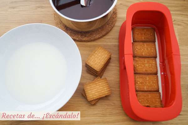 Receta de tarta de galletas y chocolate