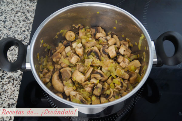Champinones con puerro