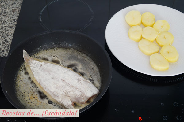 Lenguado a la Menier con guarnición de patatas cocidas