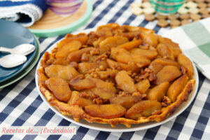Receta de tarta tatin de manzana con masa quebrada casera, ¡deliciosa!