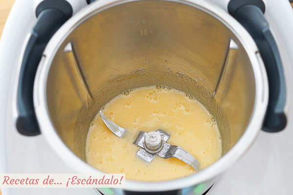 Huevos y azucar bizcocho thermomix