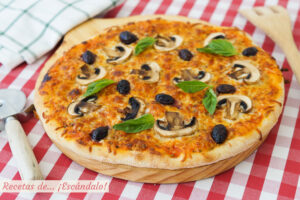 Masa de pizza en Thermomix. Casera, riquísima y fácil