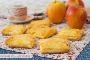 Tarta de manzana en Thermomix con hojaldre y crema pastelera