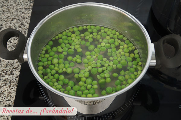 Guisantes frescos cocidos