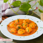 Albóndigas de pollo en salsa