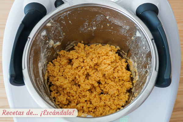 Primer amasado masa empanadillas thermomix
