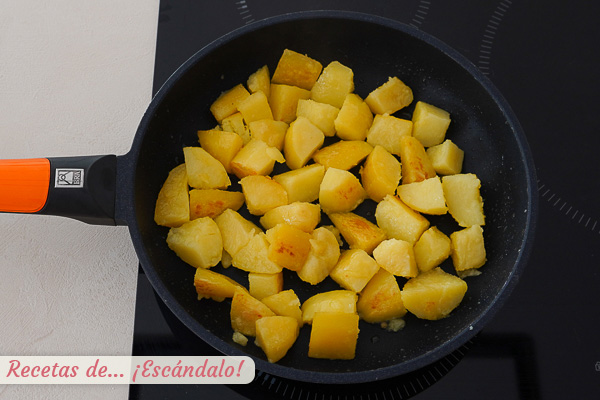 Patatas salteadas
