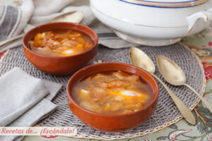 Sopa de ajo o sopa castellana con Thermomix. Receta tradicional y fácil