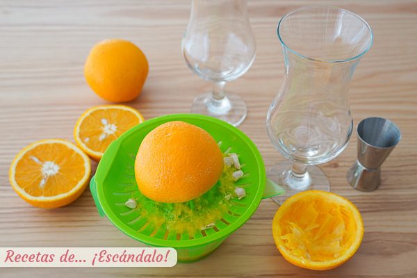 Zumo de naranja tequila sunrise cocktail