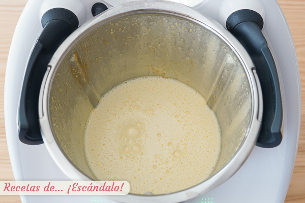 Mezcla ingredientes magdalenas thermomix
