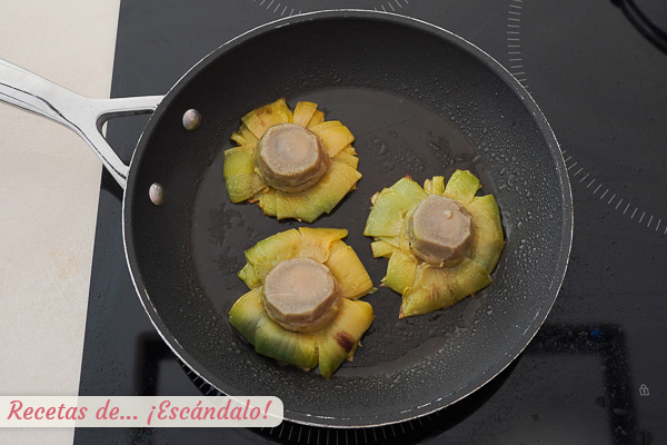 Flores de alcachofa cocidas